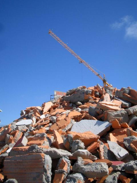 rubble crane